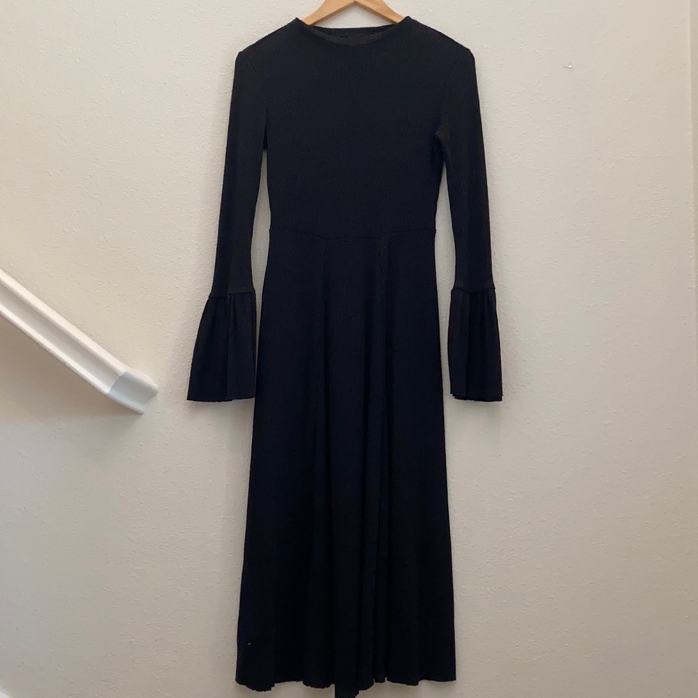 Who What Wear. Extra Small. Maxi dress with bell sleeves.